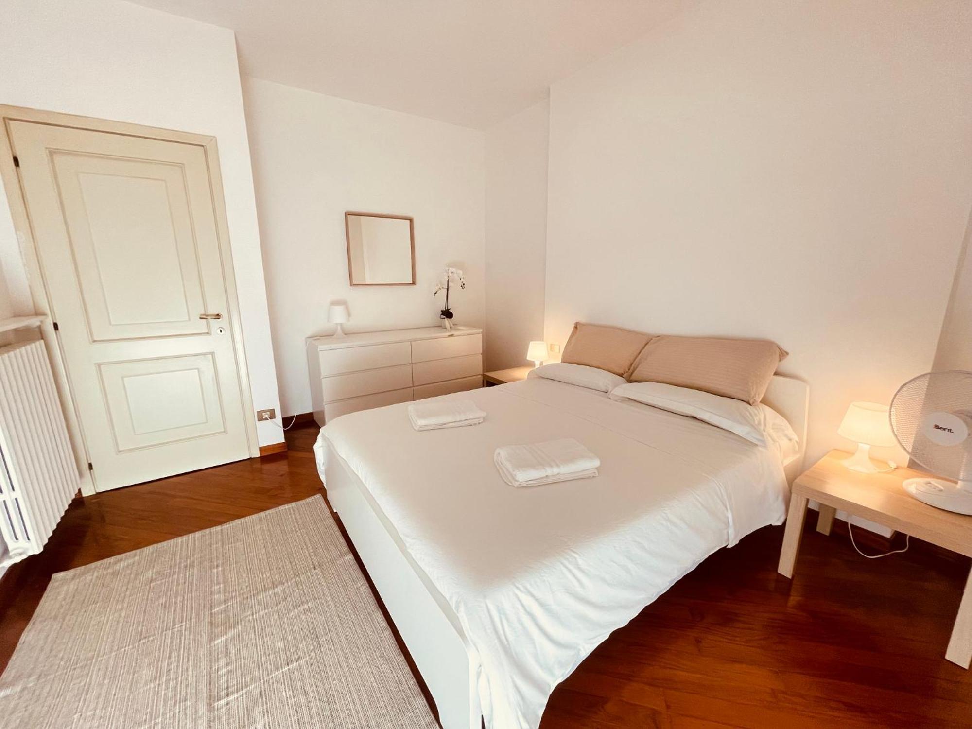 Lemon Tree Resort - Freeparking - Garden Genoa Bagian luar foto